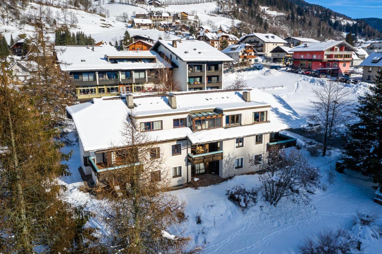 Ortners Mauerwirt - Leistbarer Luxus Apartment Bad Kleinkirchheim Luaran gambar