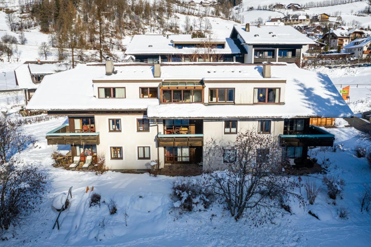Ortners Mauerwirt - Leistbarer Luxus Apartment Bad Kleinkirchheim Luaran gambar
