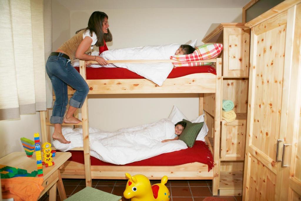 Ortners Mauerwirt - Leistbarer Luxus Apartment Bad Kleinkirchheim Luaran gambar