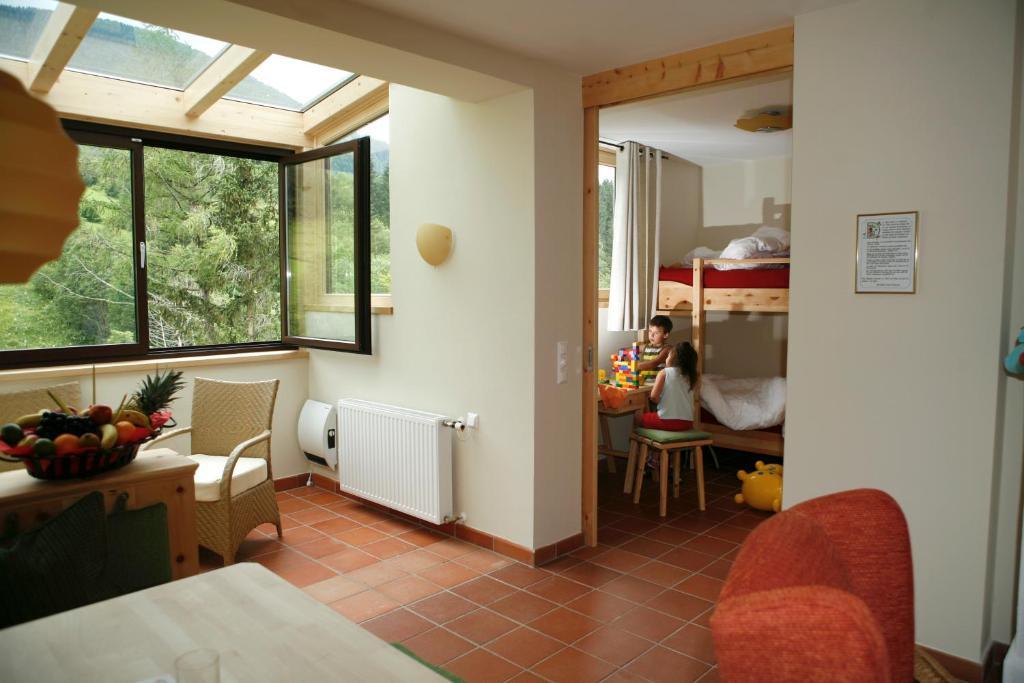 Ortners Mauerwirt - Leistbarer Luxus Apartment Bad Kleinkirchheim Luaran gambar