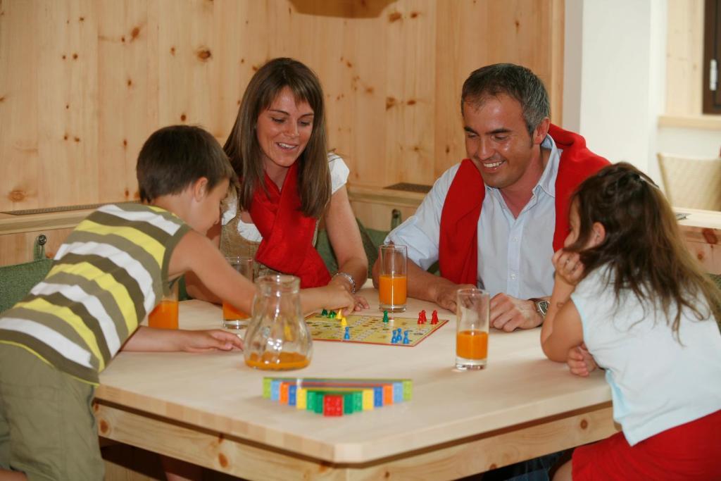 Ortners Mauerwirt - Leistbarer Luxus Apartment Bad Kleinkirchheim Luaran gambar